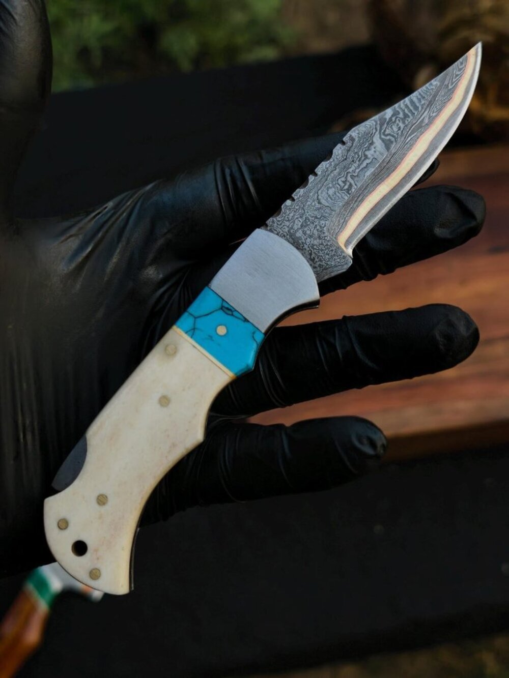 Collector Style Fixed Blade Knife with Decorative Blue Accent Handle